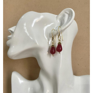 Crimson Drop Agate Stone with Gold crafted design Earrings - Annie Sakhamo